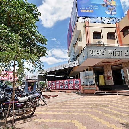 Oyo Hotel Samarth Lodge Solapur Bagian luar foto