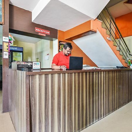 Oyo Hotel Samarth Lodge Solapur Bagian luar foto